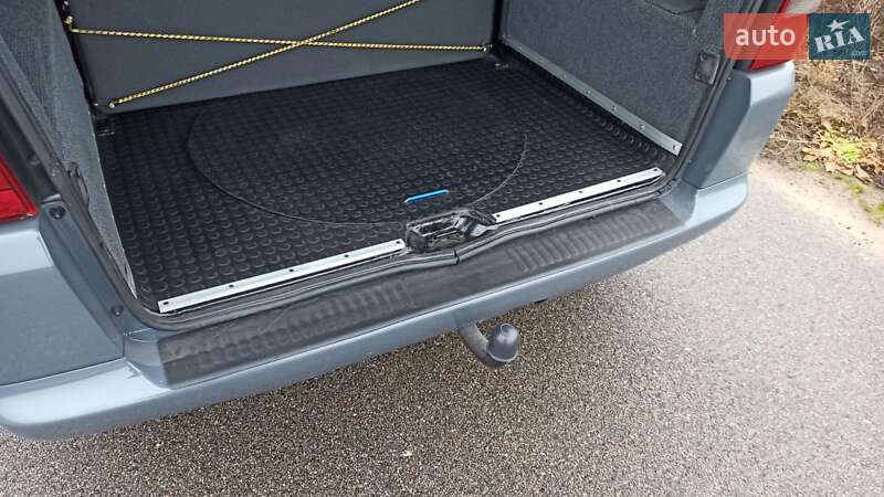 Минивэн Mercedes-Benz Vito 1999 в Дымере фото 20 Минивэн Mercedes-Benz Vito 1999 в Дымере