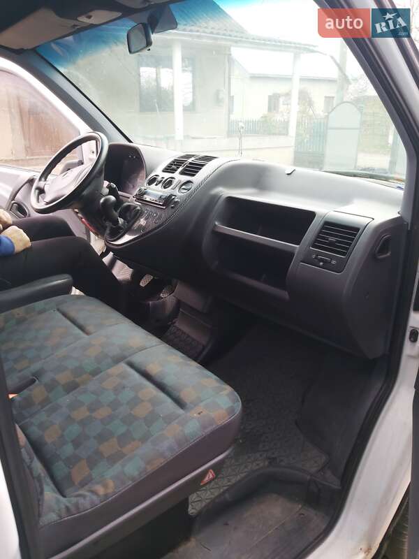 Минивэн Mercedes-Benz Vito 2001 в 