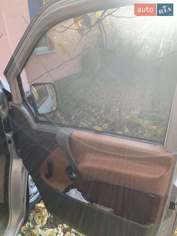 Мінівен Mercedes-Benz Vito 1997 в Бучі