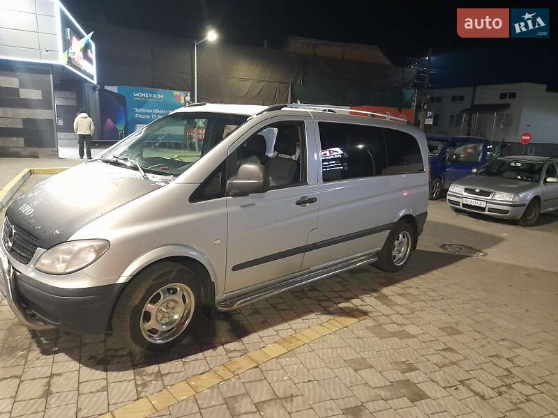 Минивэн Mercedes-Benz Vito 2006 в Сваляве