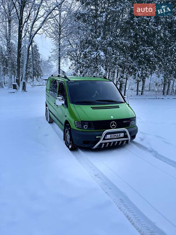 Минивэн Mercedes-Benz Vito 2001 в 