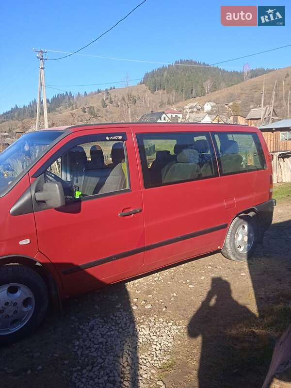 Минивэн Mercedes-Benz Vito 2000 в Вижнице