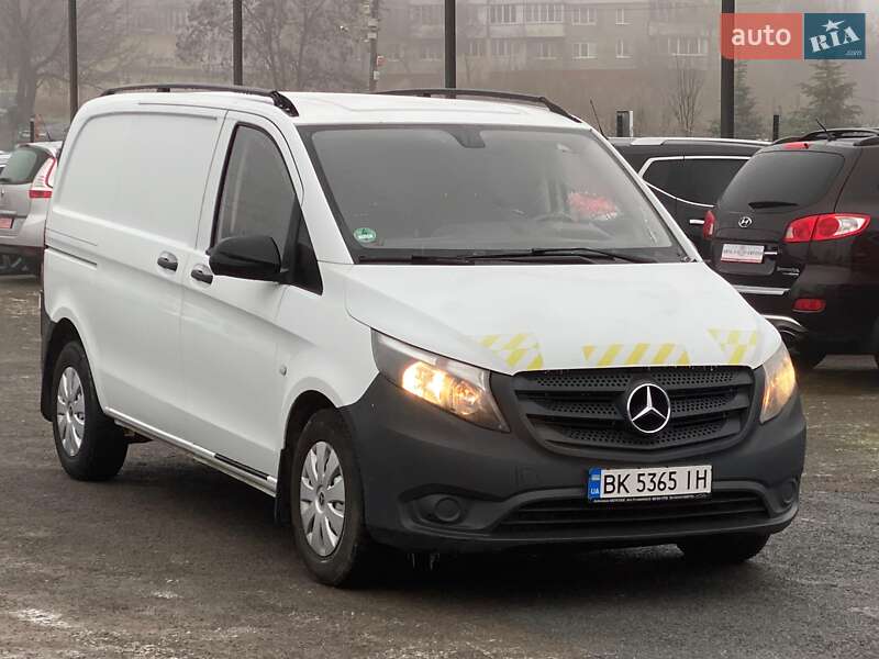 Вантажний фургон Mercedes-Benz Vito 2016 в 
