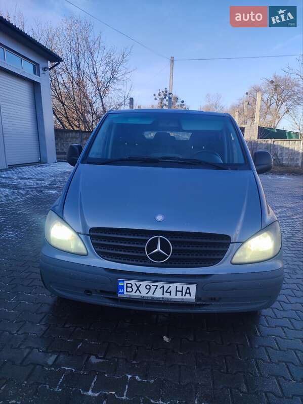 Грузопассажирский фургон Mercedes-Benz Vito 2005 в 