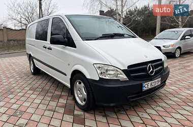 Вантажний фургон Mercedes-Benz Vito 2013 в Чернівцях