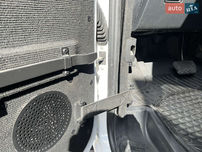 Бронированный автомобиль Mercedes-Benz Vito 2019 в Львове