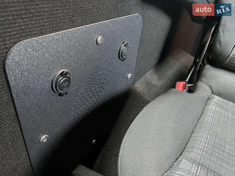 Бронированный автомобиль Mercedes-Benz Vito 2019 в Львове