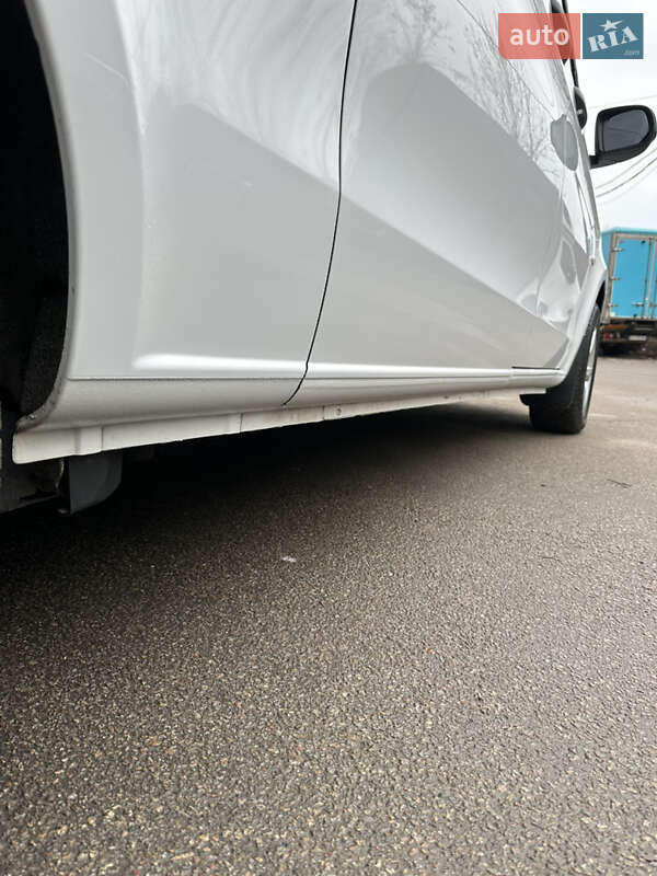 Минивэн Mercedes-Benz Vito 2016 в Киеве