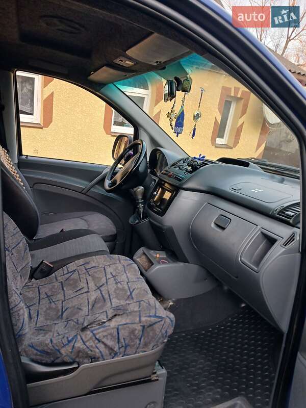 Минивэн Mercedes-Benz Vito 2006 в Бучаче