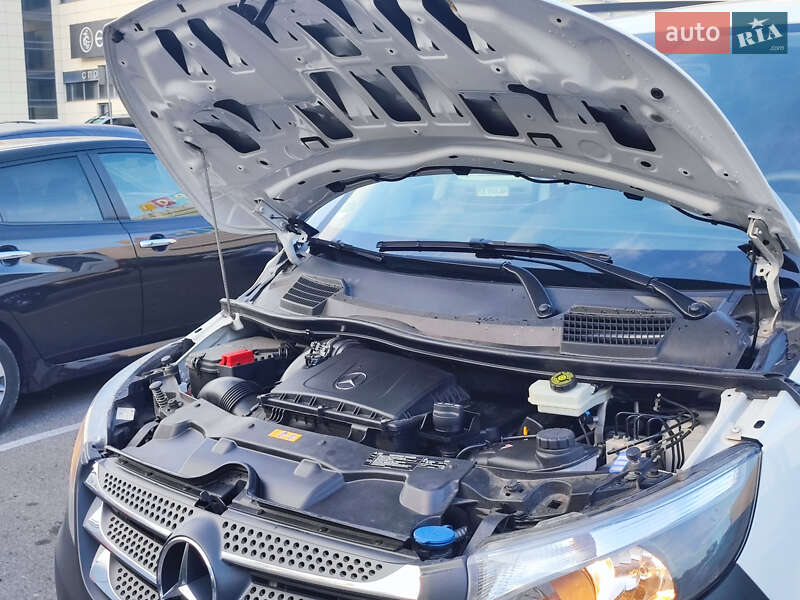 Минивэн Mercedes-Benz Vito 2015 в Черновцах