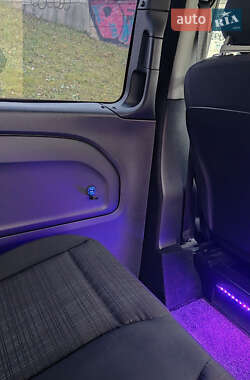Минивэн Mercedes-Benz Vito 2020 в 