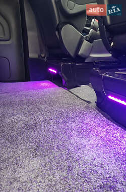 Минивэн Mercedes-Benz Vito 2020 в 