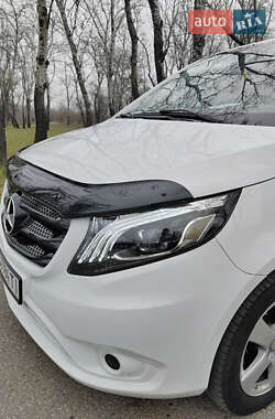 Минивэн Mercedes-Benz Vito 2020 в 