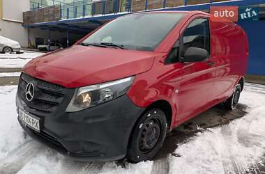 Вантажний фургон Mercedes-Benz Vito 2018 в Львові