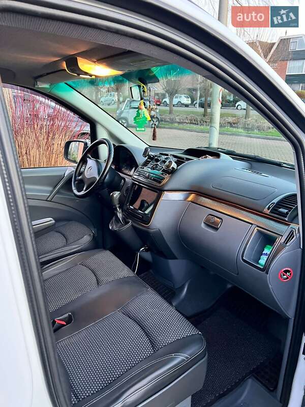 Минивэн Mercedes-Benz Vito 2010 в Черновцах