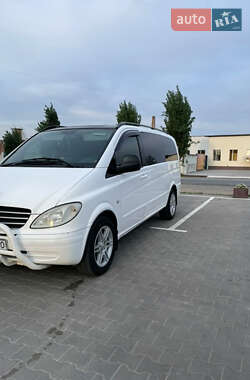 Минивэн Mercedes-Benz Vito 2004 в 