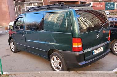 Вантажопасажирський фургон Mercedes-Benz Vito 2002 в Києві