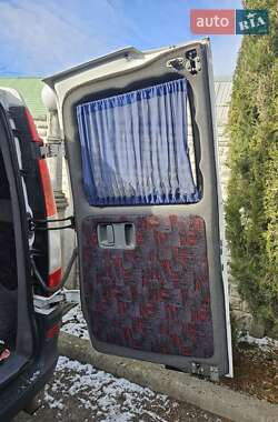 Грузовой фургон Mercedes-Benz Vito 2006 в  фото 12 Грузовой фургон Mercedes-Benz Vito 2006 в