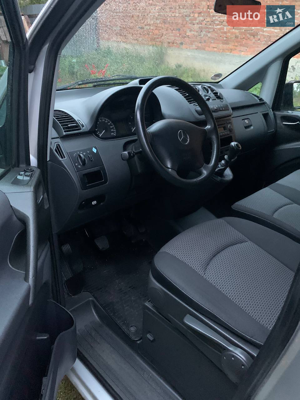 2012 Mercedes-Benz Vito - мініатюра 10