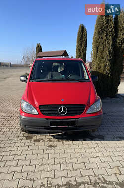 Грузовой фургон Mercedes-Benz Vito 2010 в Черновцах