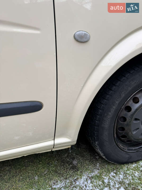 Минивэн Mercedes-Benz Vito 2011 в Вышкове