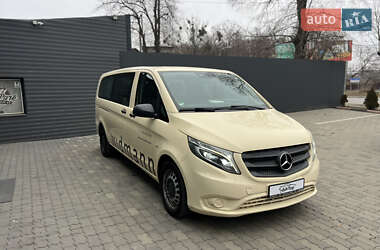 Минивэн Mercedes-Benz Vito 2016 в Черновцах