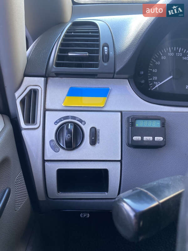 Мінівен Mercedes-Benz Vito 2006 в Овручі