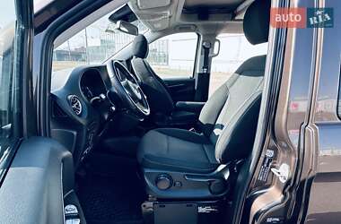 Минивэн Mercedes-Benz Vito 2019 в 