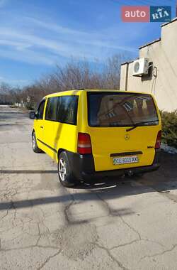 Минивэн Mercedes-Benz Vito 2003 в Хотине