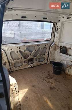 Грузовой фургон Mercedes-Benz Vito 2001 в 