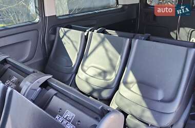 Минивэн Mercedes-Benz Vito 2017 в 