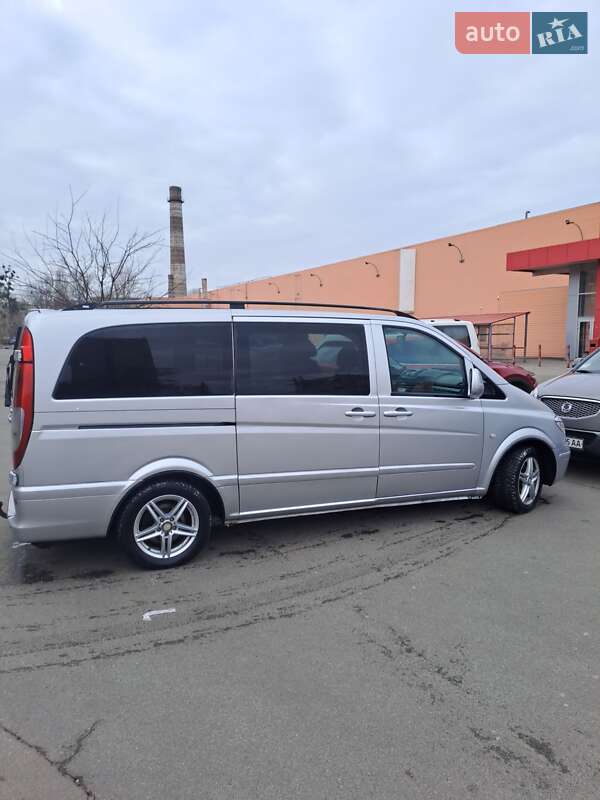 Мінівен Mercedes-Benz Vito 2004 в Києві