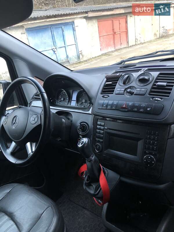 Мінівен Mercedes-Benz Vito 2012 в Красилові