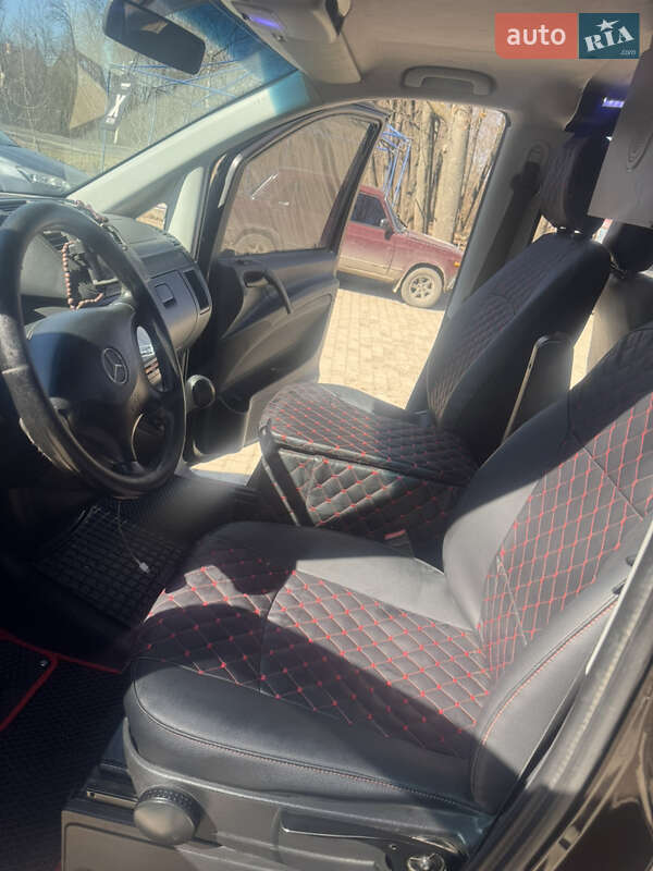 Минивэн Mercedes-Benz Vito 2011 в Черновцах