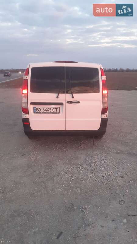 Мінівен Mercedes-Benz Vito 2005 в Дніпрі