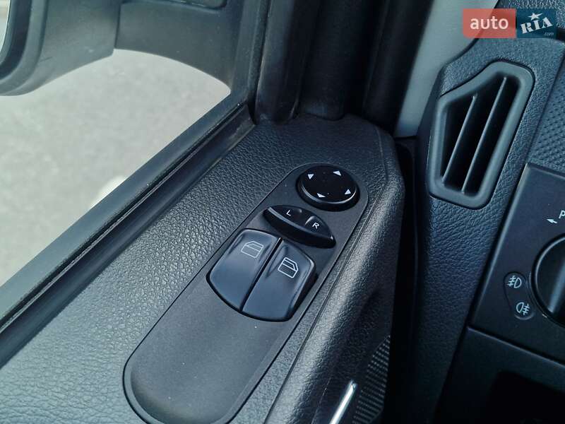 Мінівен Mercedes-Benz Vito 2011 в Миколаєві