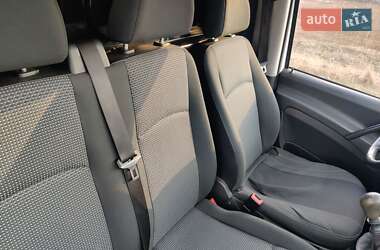Грузовой фургон Mercedes-Benz Vito 2013 в 