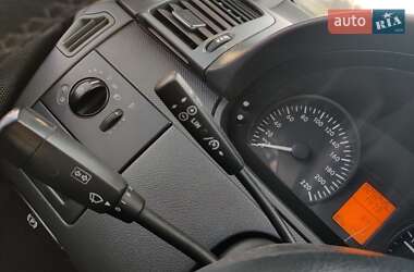Грузовой фургон Mercedes-Benz Vito 2013 в 