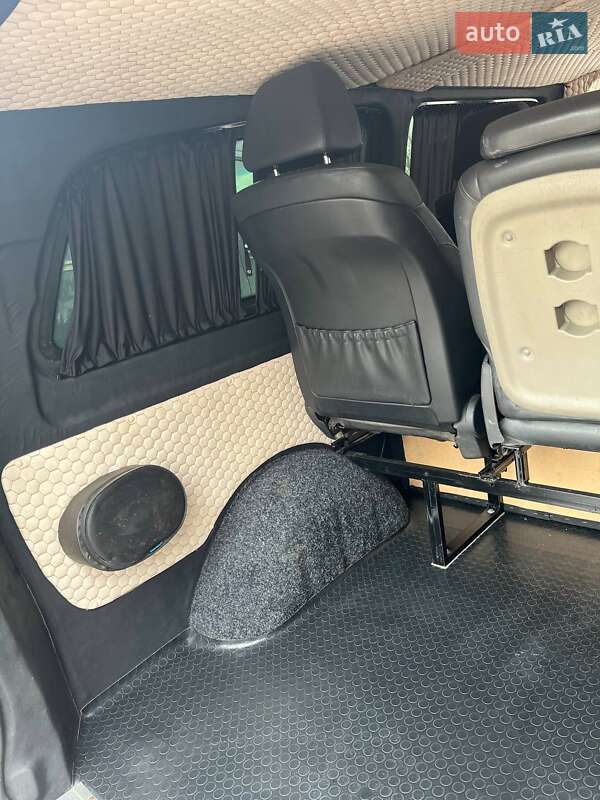 Минивэн Mercedes-Benz Vito 2004 в Черновцах фото 29 Минивэн Mercedes-Benz Vito 2004 в Черновцах