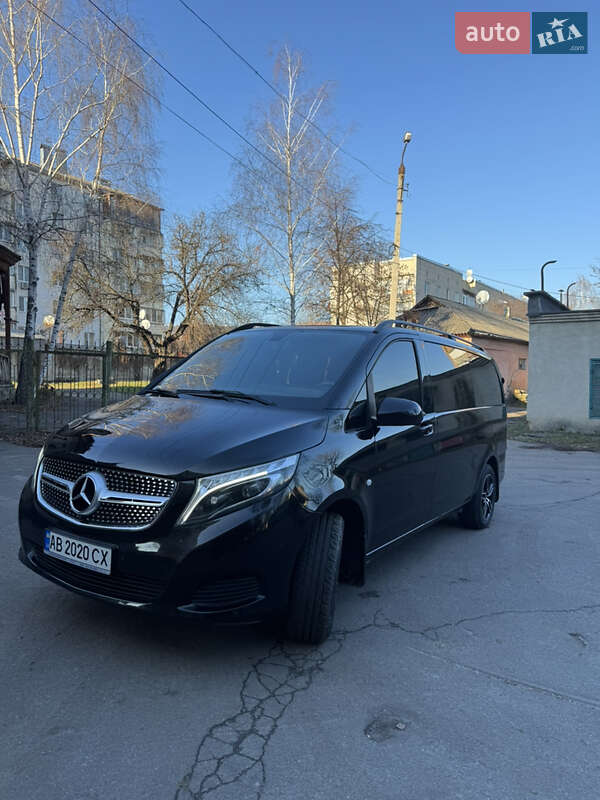 Минивэн Mercedes-Benz Vito 2017 в 