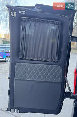 Минивэн Mercedes-Benz Vito 2017 в 