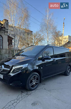 Минивэн Mercedes-Benz Vito 2017 в 
