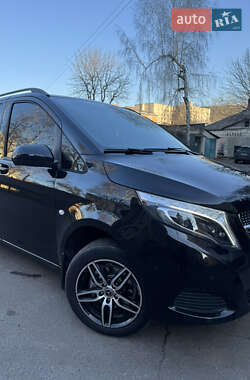 Минивэн Mercedes-Benz Vito 2017 в 