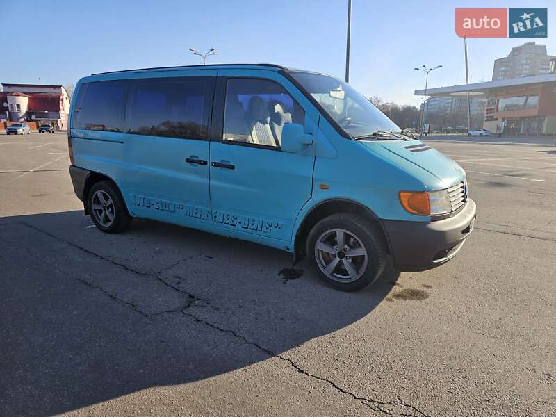 Вантажопасажирський фургон Mercedes-Benz Vito 1998 в Сумах