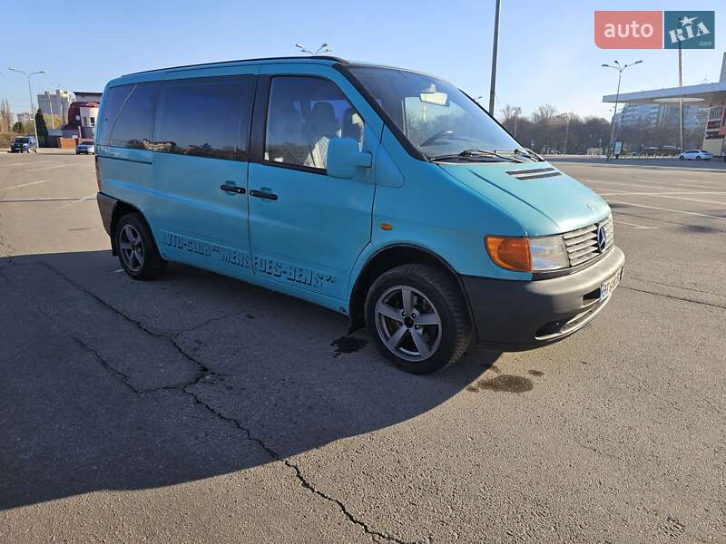 Вантажопасажирський фургон Mercedes-Benz Vito 1998 в Сумах