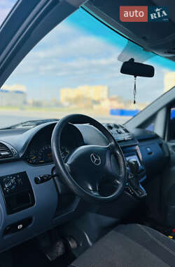 Минивэн Mercedes-Benz Vito 2004 в 