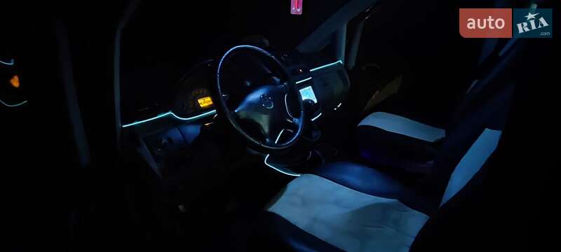 Минивэн Mercedes-Benz Vito 2004 в Немирове