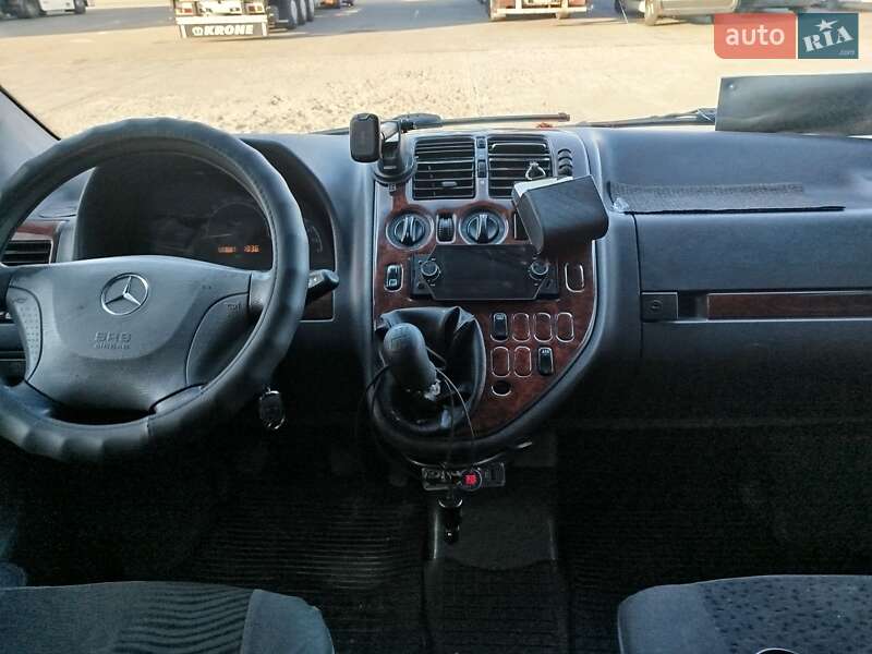 Мінівен Mercedes-Benz Vito 2001 в Києві