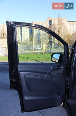 Минивэн Mercedes-Benz Vito 2012 в 