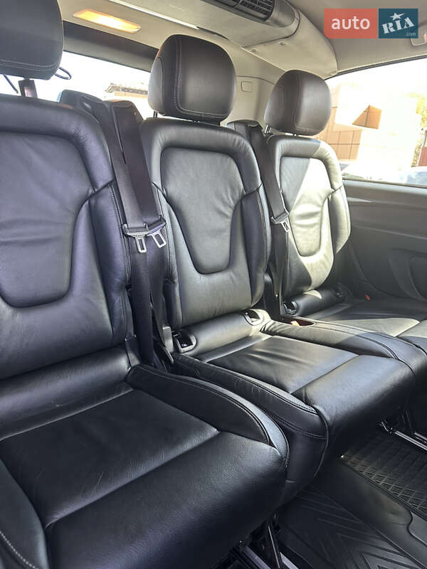 Минивэн Mercedes-Benz Vito 2015 в Киеве